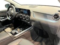 Gebraucht Mercedes B200 Progressive 163 PS (119 kW) 2021 Iridiumsilber metallic Van / Kleinbus