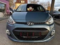 Gebraucht Hyundai i10 YES! 87 PS (63 kW) 2015 Blau Kleinwagen