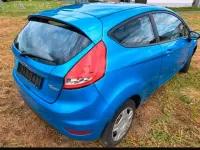 Gebraucht Ford Fiesta 82 PS (60 kW) 2010 Blau Kleinwagen