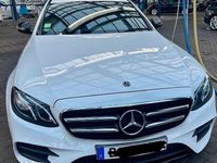 Gebraucht Mercedes E200 AMG line 150 PS (110 kW) 2017 Schwarz Limousine