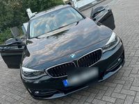 Gebraucht BMW 330 Sport Line 258 PS (189 kW) 2017 Schwarz Limousine