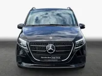 Gebraucht Mercedes V220 Style 163 PS (119 kW) 2025 Schwarz Van / Kleinbus
