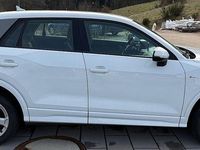 Gebraucht Audi Q2 S-Line 116 PS (85 kW) 2016 Weiß SUV