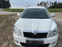 Gebraucht Skoda Octavia 152 PS (111 kW) 2012 Weiß Kombi