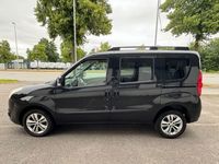 Gebraucht Opel Combo Edition 95 PS (69 kW) 2013 Mitternachtsschwarz mi2 Van / Kleinbus