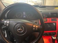 Gebraucht Mercedes C180 143 PS (105 kW) 2006 Silber Coupé