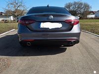 Gebraucht Alfa Romeo Giulia Super 179 PS (131 kW) 2017 Grau Limousine