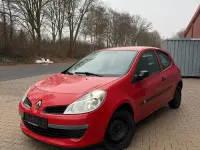 Używany Renault Clio II 2006 Czerwony Hatchback
