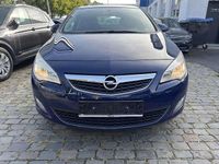 Gebraucht Opel Astra Edition 87 PS (63 kW) 2012 Royal blau Kleinwagen