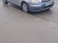 Gebraucht Toyota Yaris Sol 87 PS (63 kW) 2003 Silber Limousine