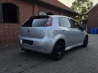 Gebraucht Fiat Punto Pop 69 PS (50 kW) 2013 Silber Kleinwagen
