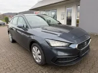 Usado Seat Leon Reference 116 CV (85 kW) 2023 Gris Berlina