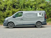 Używany Opel Vivaro S 125 KM (91 kW) 2017 Szary Minivan