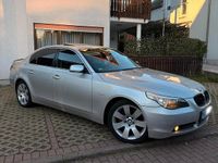 Usata BMW 523 2004 Argento Berlina
