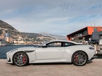 Neu Aston Martin DB12 680 PS (500 kW) 2025 Grau