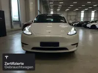 Gebraucht Tesla Model Y RWD 203 kW (277 PS) 2023 Pearl white multicoat SUV