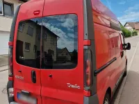 Gebraucht Renault Trafic 101 PS (74 kW) 2004 Rot Van / Kleinbus