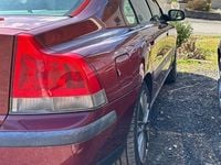 Gebraucht Volvo S60 140 PS (102 kW) 2001 Rot Limousine