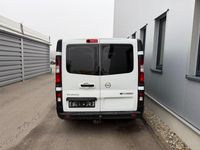 Gebraucht Opel Vivaro 125 PS (91 kW) 2015 Weiß Van / Kleinbus