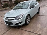 Gebraucht Opel Astra 90 PS (66 kW) 2009 Silber Limousine