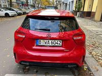 Gebraucht Mercedes A200 156 PS (114 kW) 2015 Rot Kleinwagen