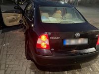 Gebraucht VW Passat 131 PS (96 kW) 2004 Schwarz Limousine