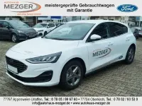 Używany Ford Focus Titanium 125 KM (91 kW) 2022 Biały Sedan/Limuzyna