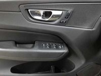 Gebraucht Volvo XC60 Plus 197 PS (144 kW) 2022 Black stone SUV