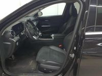 Gebraucht Mercedes C220 AMG line 200 PS (147 kW) 2022 Schwarz Limousine
