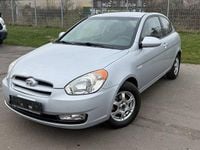 Gebraucht Hyundai Accent 97 PS (71 kW) 2007 Silber Limousine