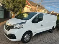 Gebraucht Renault Trafic 109 PS (80 kW) 2015 Weiß Van / Kleinbus