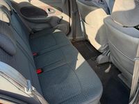 Gebraucht Renault Clio II 75 PS (55 kW) 2000 Rot Kleinwagen