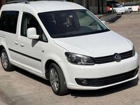Second-hand VW Caddy Highline 140 CP (102 kW) 2013 Alb Monovolum