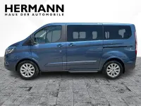 Gebraucht Ford Tourneo Custom Titanium 150 PS (110 kW) 2022 Blau Van