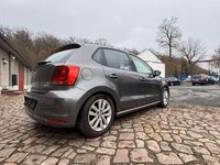 Gebraucht VW Polo Comfortline 90 PS (66 kW) 2016 Grau Limousine