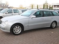Gebraucht Mercedes E200 184 PS (135 kW) 2009 Iridiumsilber Kombi
