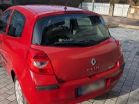 Gebraucht Renault Clio II Authentique 68 PS (50 kW) 2006 Rot Limousine