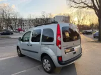 Gebraucht Renault Kangoo Happy Family 68 PS (50 kW) 2010 Grau Van / Kleinbus
