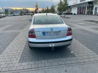 Usata VW Passat 131 CV (96 kW) 2003 Argento Berlina