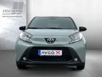 Gebraucht Toyota Aygo X 72 PS (52 kW) 2025 Grau SUV