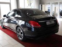 Gebraucht Mercedes C220 Avantgarde 170 PS (125 kW) 2018 Schwarz  unilack Limousine