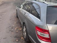 Gebraucht Mercedes 220 170 PS (125 kW) 2009 Grau Kombi