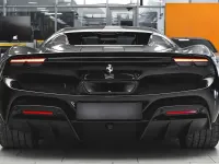 Gebraucht Ferrari 296 829 PS (609 kW) 2025 1250 nero ds Cabrio