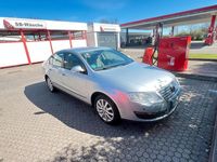 Usata VW Passat 116 CV (85 kW) 2005 Grigio Berlina
