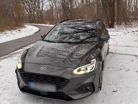 Gebraucht Ford Focus ST-Line 150 PS (110 kW) 2020 Grau Kombi