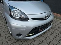 Gebraucht Toyota Aygo Cool 68 PS (50 kW) 2014 Silber Kleinwagen