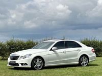 Gebraucht Mercedes E500 AMG 387 PS (284 kW) 2009 Weiß Limousine