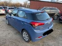 Gebraucht Hyundai i20 Trend 84 PS (61 kW) 2017 Blau Limousine