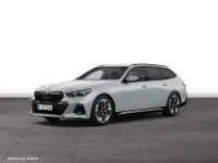 Gebraucht BMW 540 286 PS (210 kW) 2025 Brooklyn grau metallic Kombi