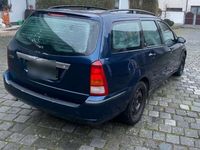 gebraucht Ford Focus Turn. 1.8 TDCi Futura